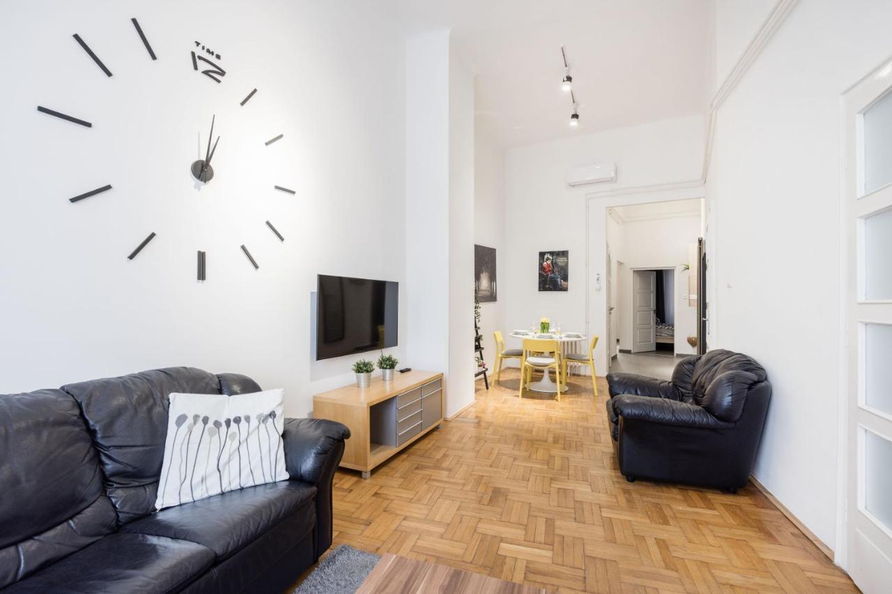 Elegant Apartment In Super Central Location — Fotók 2